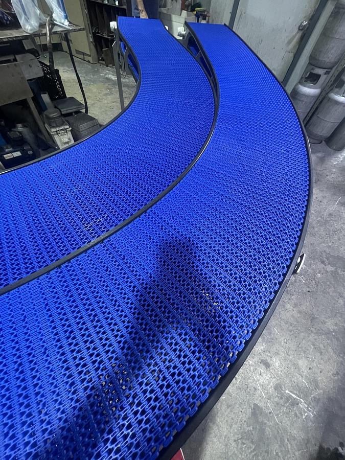 Conveyors with Stainless Steel Chain