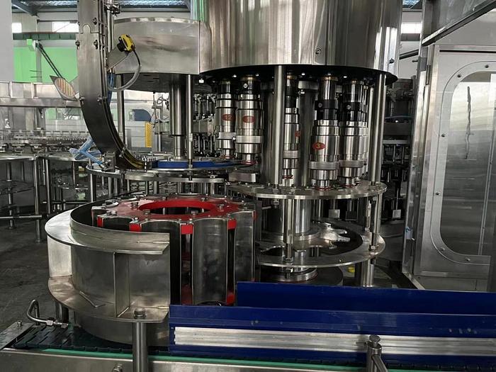 Automatic High Speed for Carbonated Beverage Filling Line-Washing, Filling and Capping