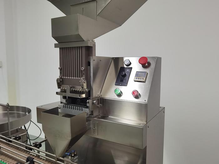 Automatic Capsule Counting and Filling Machines