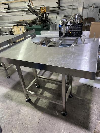 DE-48 Accumulation Rotary Tables with or without Unscrambler and with or without working table-48 Inches Diameter