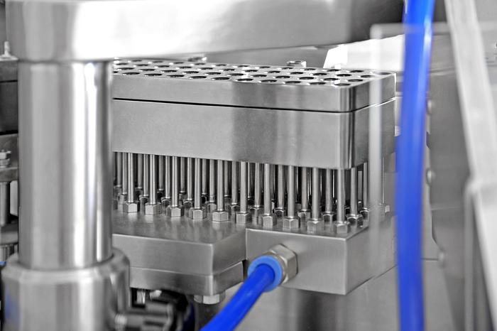 Automatic Capsule Filling Machine Model: DE 7200