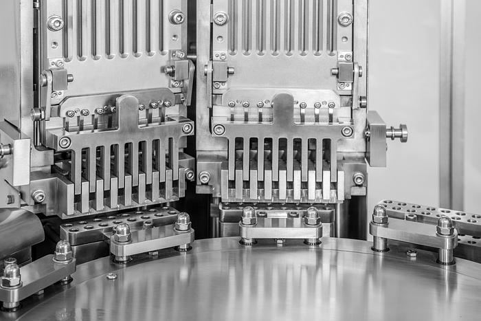 Automatic Capsule Filling Machine Model: DE 7200