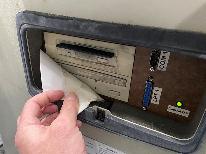 Used 1998 SHL/Kuka Robot Polishing Cell