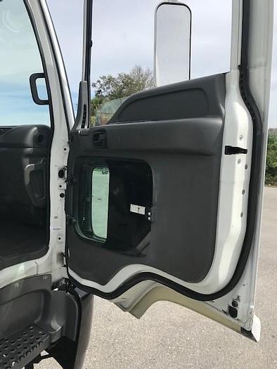 Used 2008 Chevrolet T8500 Cabover Altec AM55 Bucket Truck - C15280