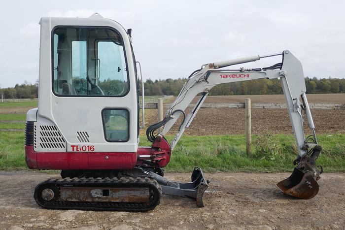 Used 2008 TAKEUCHI TB016