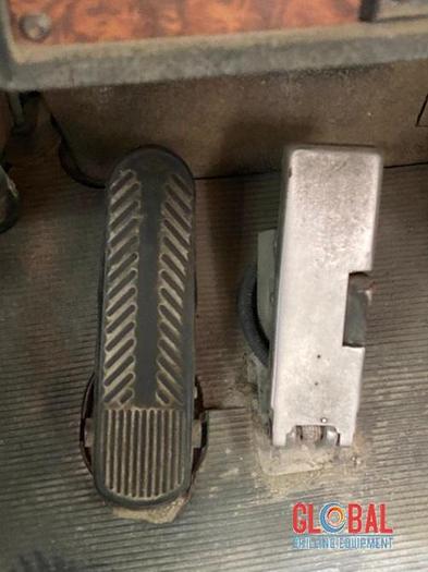 Used Item 0788 : 2001 Kenworth T800B Tractor, 6X4