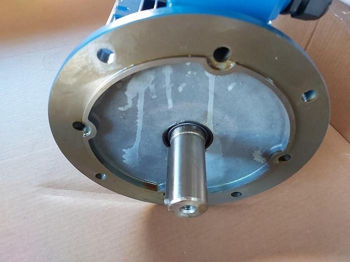 Energiespar Elektromotor mit Flansch, JFAA 132M-4-IE3, 7,5 KW, 1460 rpm, Pfeiffer, neu