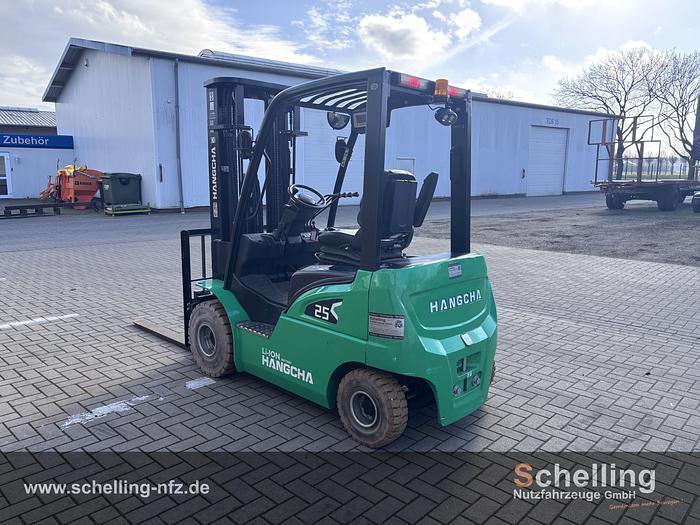 Gebraucht Hangcha 2,5 to Elektrostapler