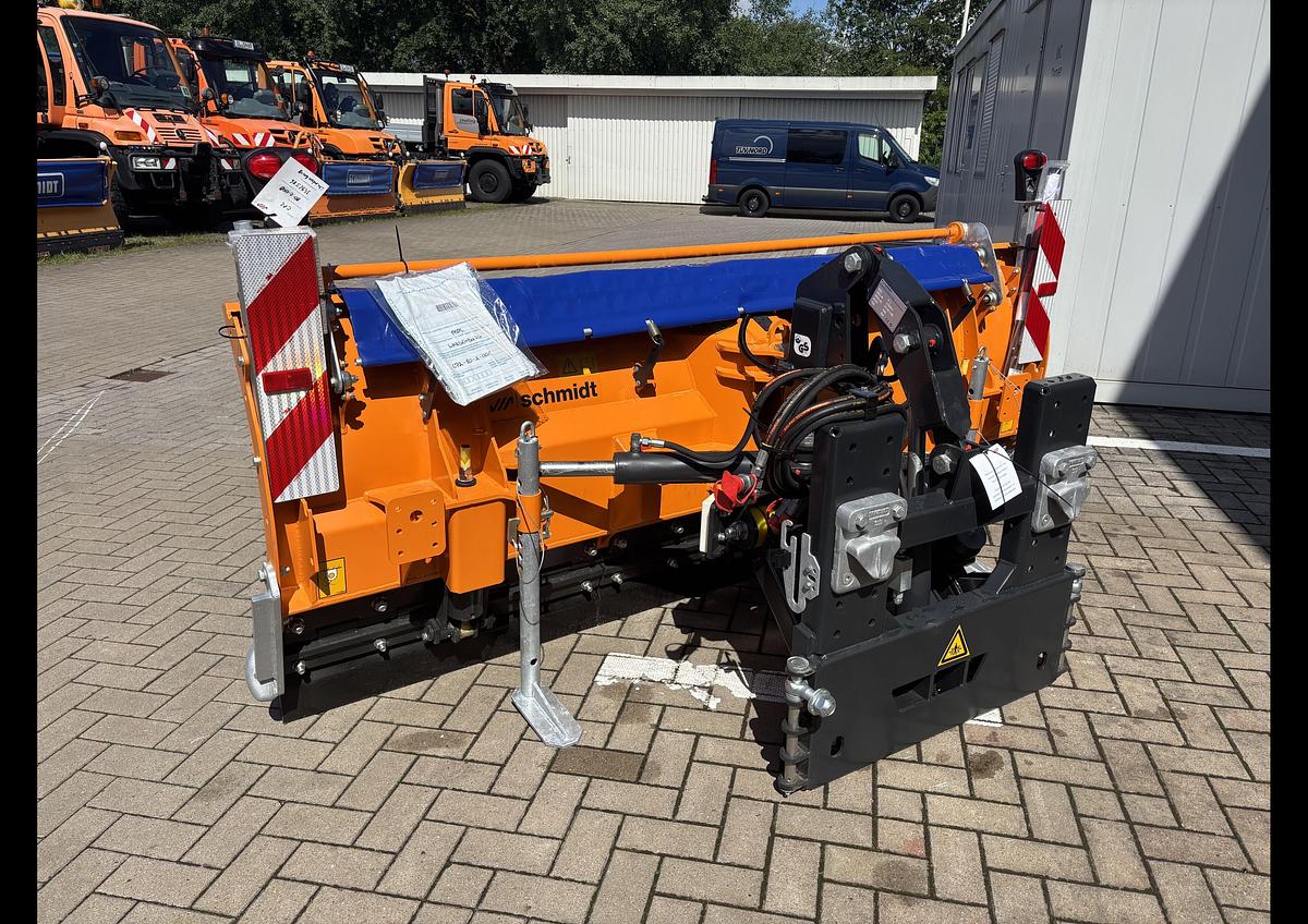 Aebi Schmidt CP2 Schneepflug