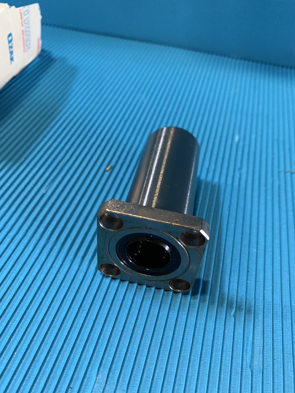 Used Ozak Linear Ball Bushing M2CFDK16UU