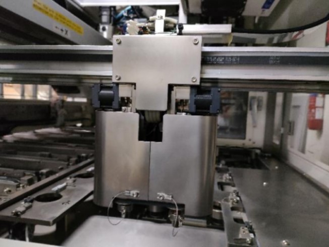 Used 2007 Seiko  NS 7000 Handler