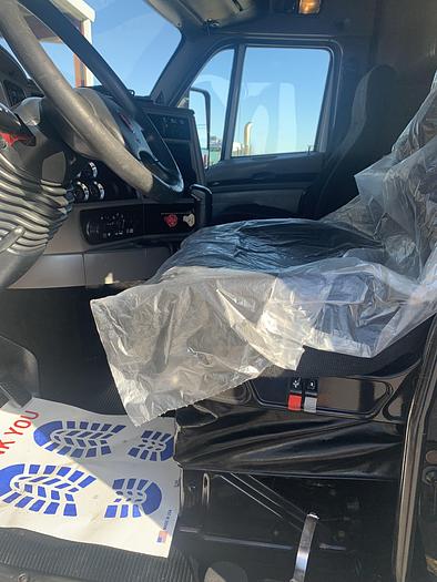 Used 2013 Kenworth T700