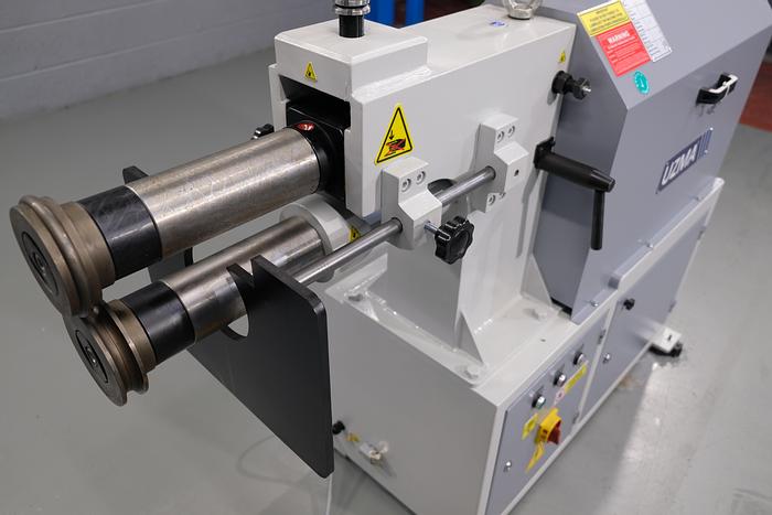 UZMA 4.0 Power Operated 4mm Swaging machine