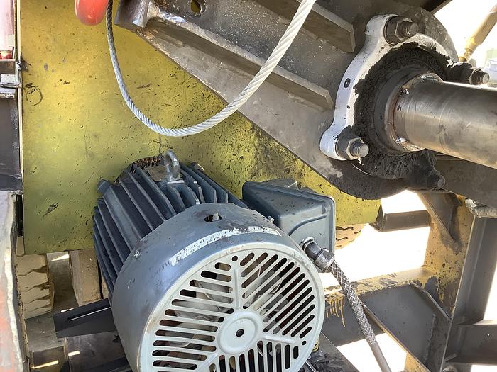 Used GENERAL KINEMATICS SYNCRO-COIL SCRT 30-43 VIBRATING CONVEYOR