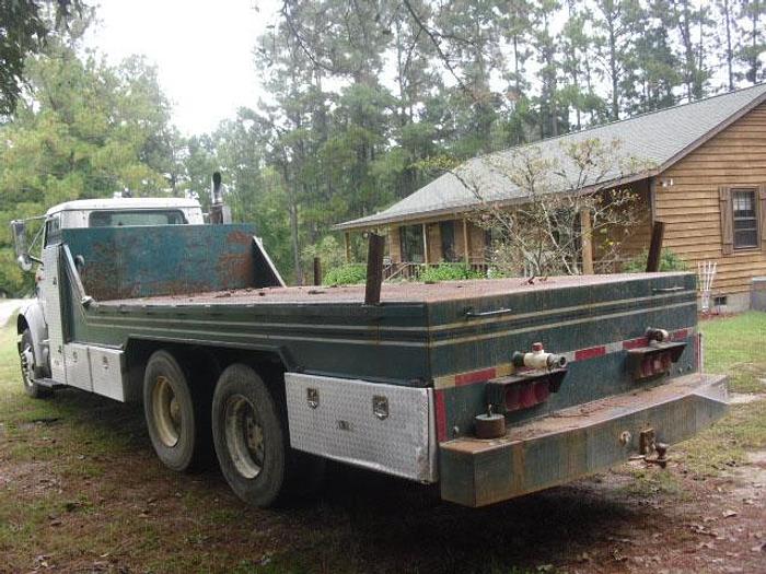 Used 1996 International 1800 Gallon Ballard Water Truck