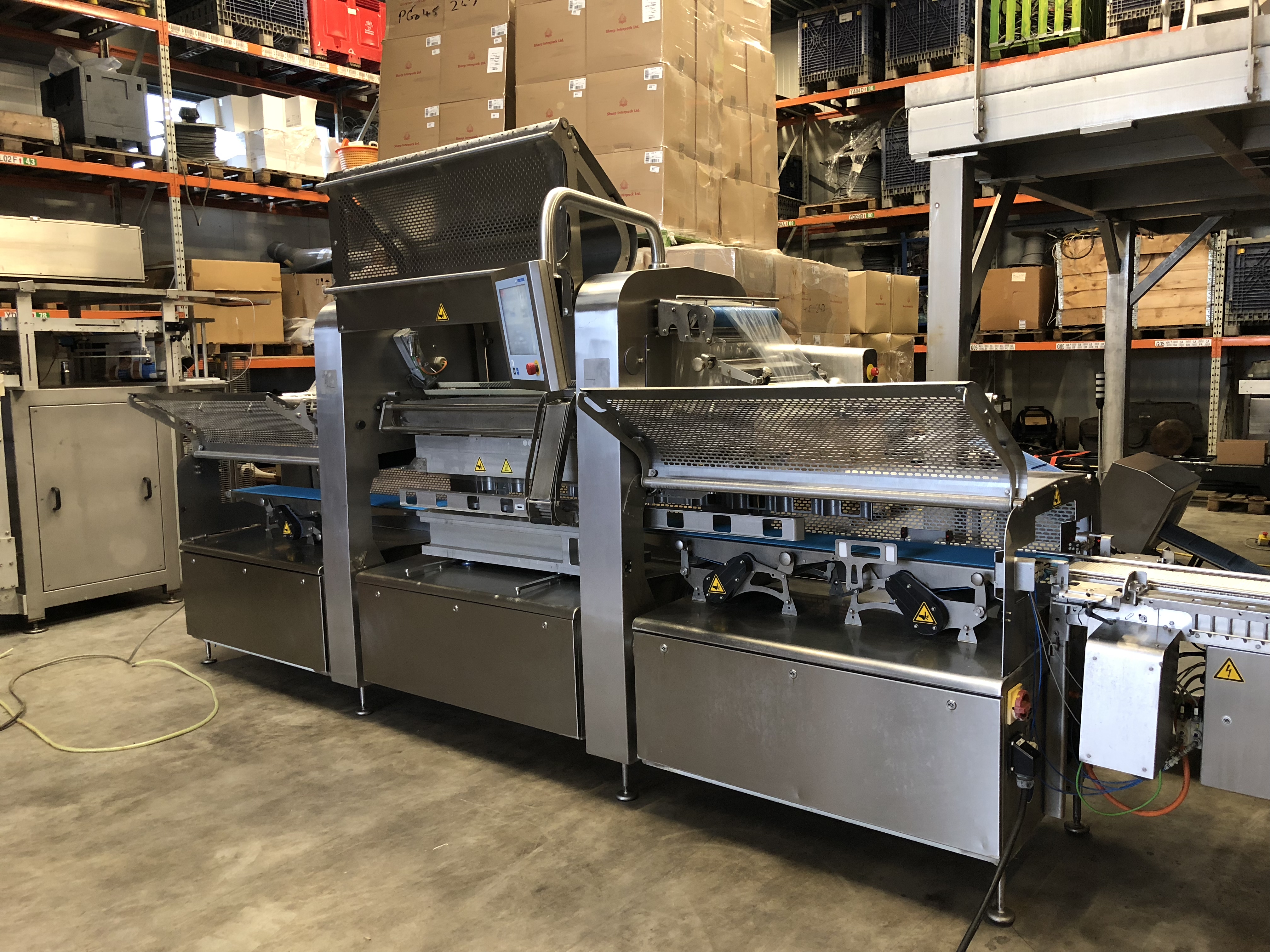 Used Multivac T800 high speed MAP traysealer