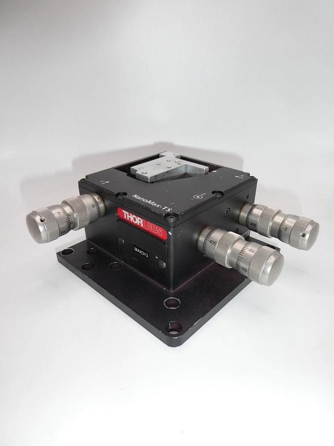 Used Thor Labs NanoMax Stage MAX313 3 Axis with Differential Adjusters