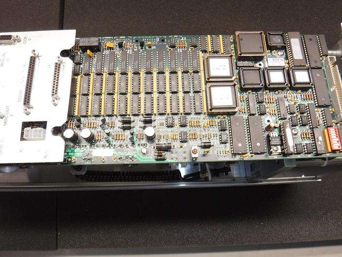 Used Brooks Automation  003-9010-03 Vacuum Cassette Elevator/robot