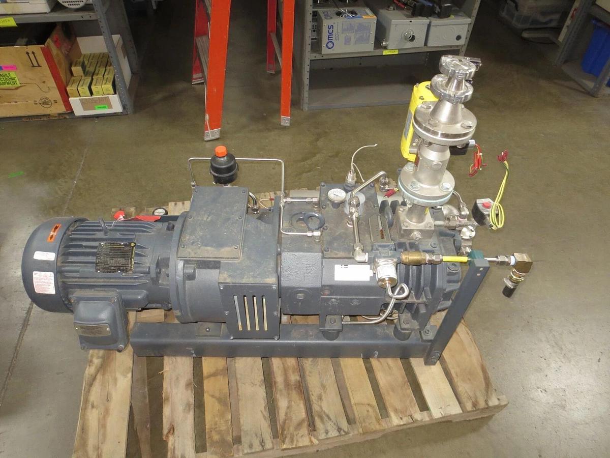 Used Busch NE0100BM06XXVA Vacuum Pump