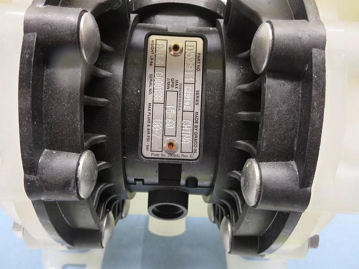 Used Graco Husky 515 D52911 Double Diaphragm Pump Max GPM 15-60 Max Air PSI/Bar 100-7