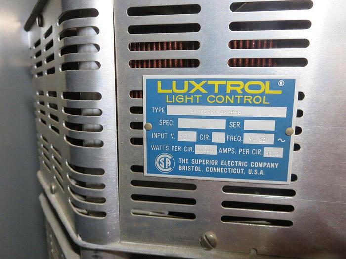 Used Superior Electric  15MD50003E2P-B Luxtrol Light Control 120 VAC NO RETURN