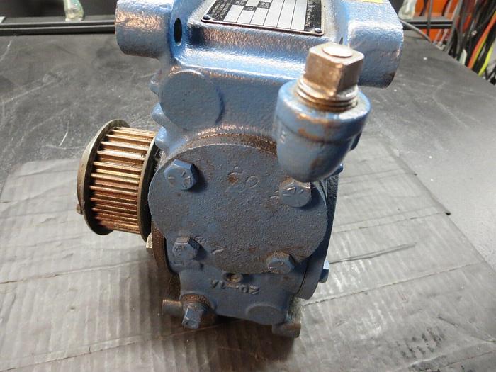 Used Cone Drive MHO 20-2 Gear Reducer Ratio 5:1 Rating 3.81 RPM 1750 SF 1