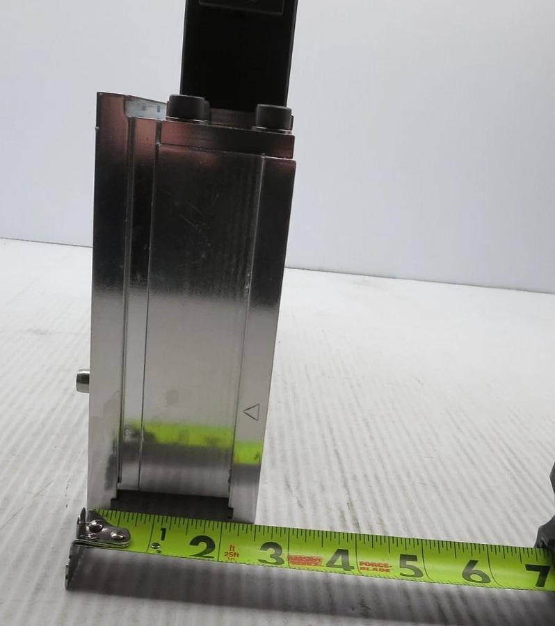 Used VAT 2010-BE44-0001/0085/ Stainless Stee l/Rectangular/ Vacuum Gate Valve Used