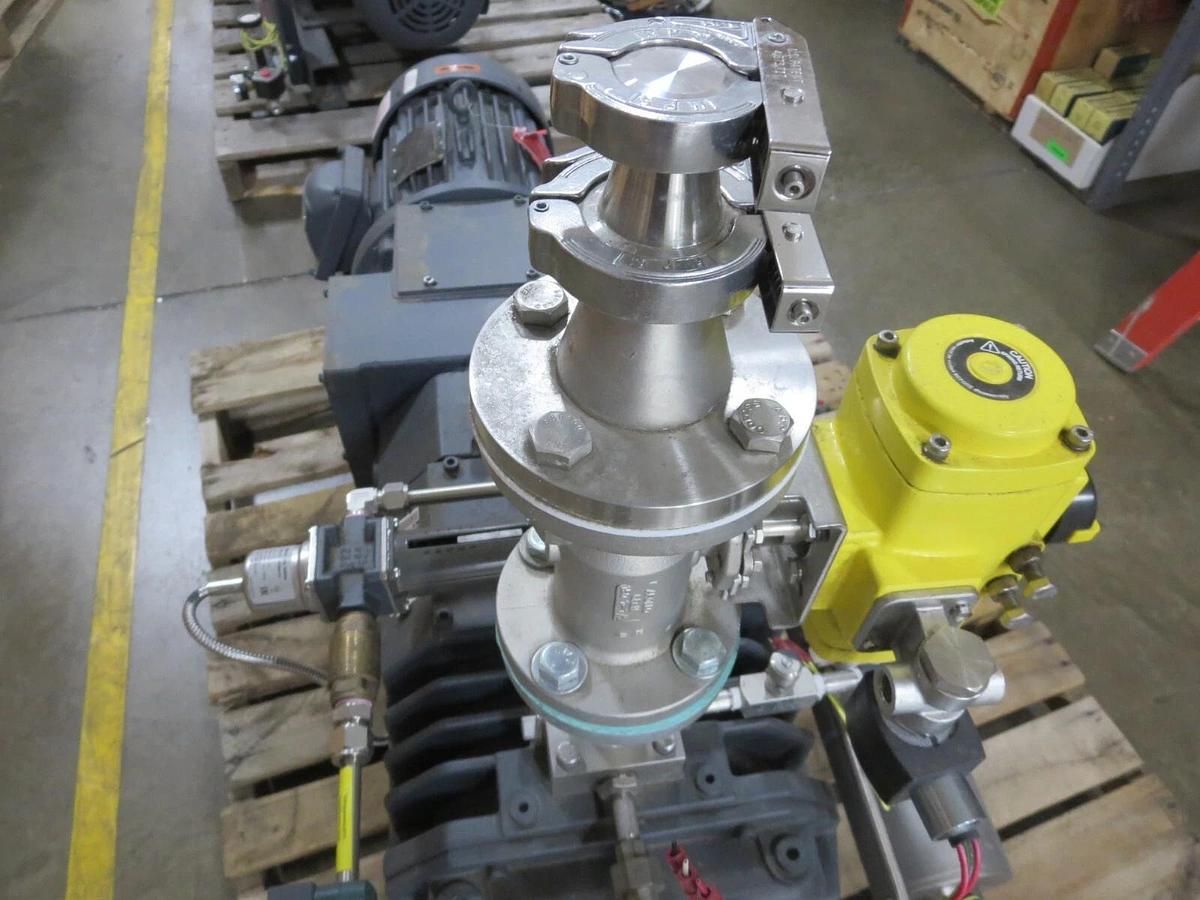 Used Busch NE0100BM06XXVA Vacuum Pump