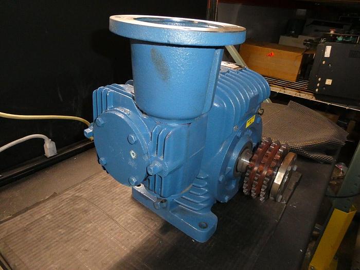 Used Cone Drive Gear Box MV020-35-B2 Ratio 2400:1 Input RPM 1750 Rating 2.20TH MV020-35-B2