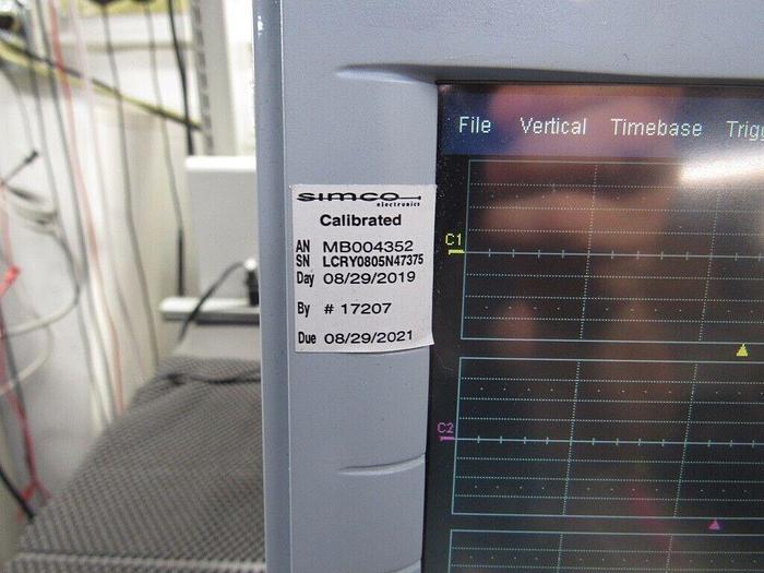 Used Lecroy  WaveMaster 8600A 6GHz 4-CH Digital Oscilloscope Unit has a cracked bezzle