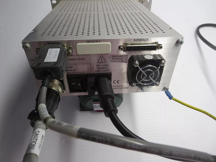 Used VAT PM-4 Adaptive Pressure Controller 100-240VAC 50/60HZ Powers On