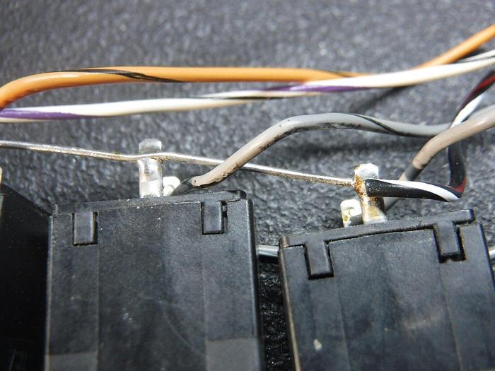 Used Micro 4A23BEA11 Microswitch / Micro 4C23B11 Switch Manual Pushbutton Indicator