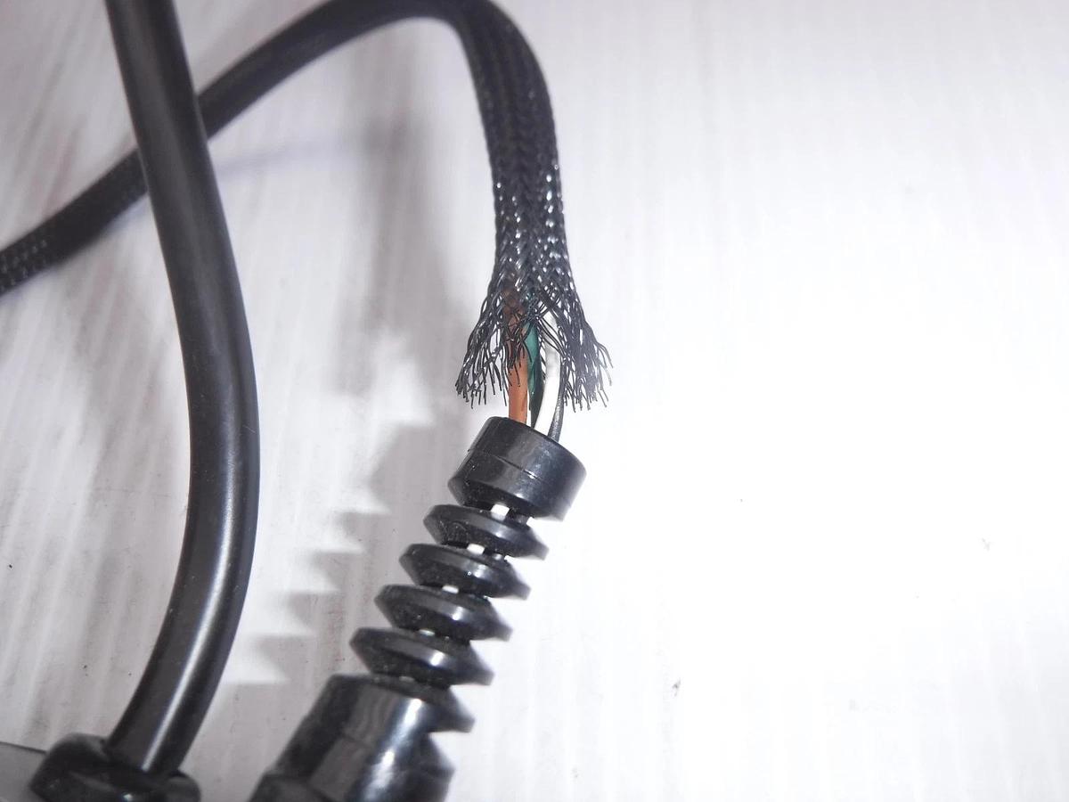 Used Systems & Technology Inc 8HP406P325 120V 3A w/ Hot Plate