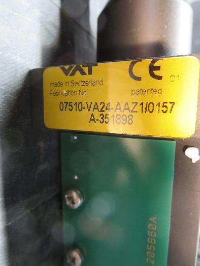 Used VAT 07510-VA24-AAZ1/0157 (A-351898) Gate/Slit Valve Open Carton