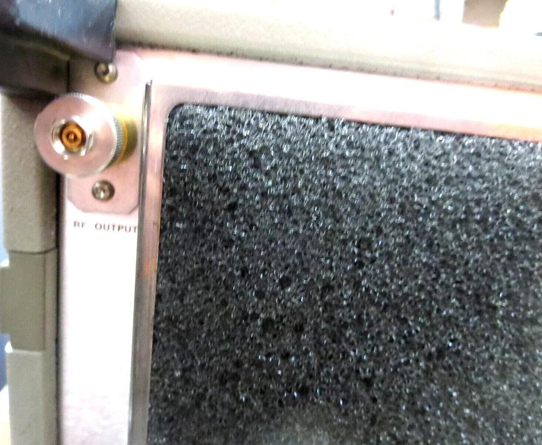 Used Share H-P Agilent 83651B Synthesized Sweeper 10MHz - 50GHz 115-230VAC 48-66Hz