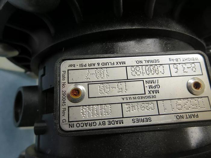 Used Graco Husky 515 D52911 Double Diaphragm Pump Max GPM 15-60 Max Air PSI/Bar 100-7