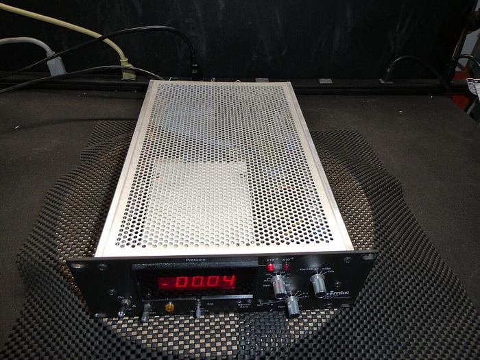 Used MKS Type 270D-22866 High Accuracy Signal Conditioner