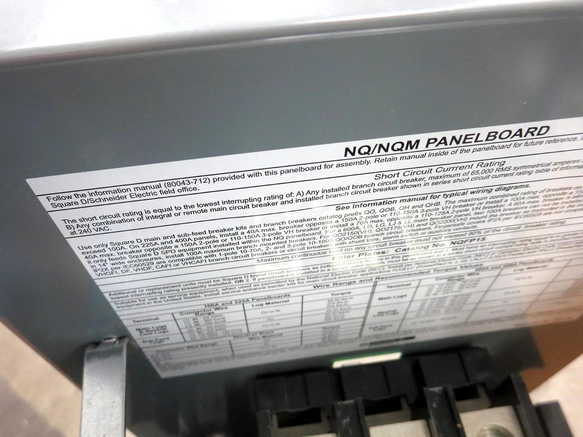 Used Square D 29450954160020001 Load Center 200A 208Y/120 3PH 42 Space