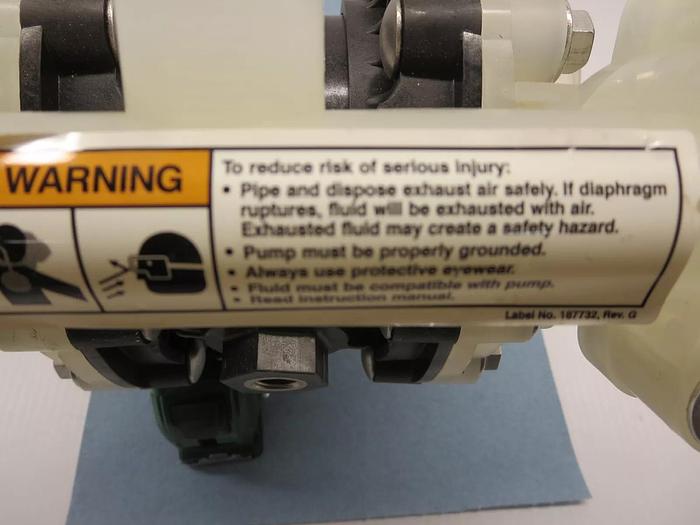Used Graco Husky 515 D52911 Double Diaphragm Pump Max GPM 15-60 Max Air PSI/Bar 100-7