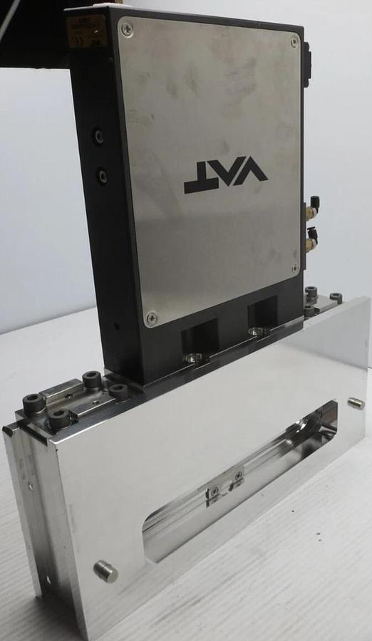 Used VAT 2010-BE44-0001/0085/ Stainless Stee l/Rectangular/ Vacuum Gate Valve Used