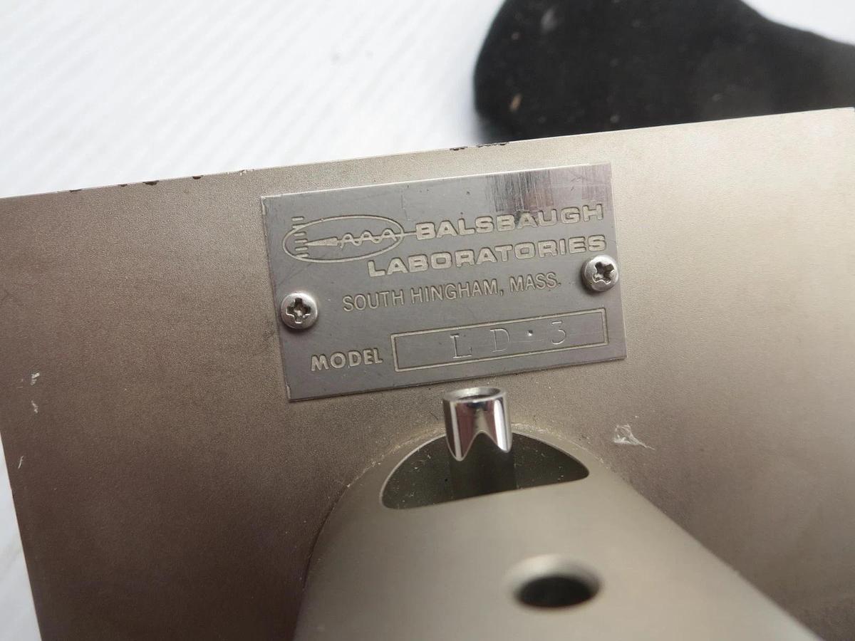 Used Balsbaugh Laboratories LD-3 Dielectric Cell With Starrett Micrometer