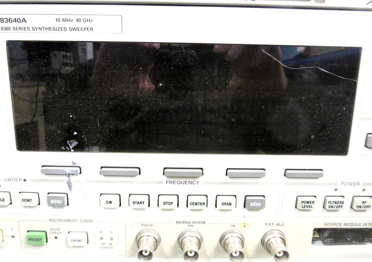 Used Hewlett Packard 83640A Synthesized Sweeper OPT 001 10MHZ-40GHZ See Descrip Used