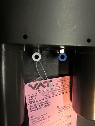 Used VAT 07510-VA24-AAZ1/0157 (A-351898) Gate/Slit Valve Open Carton