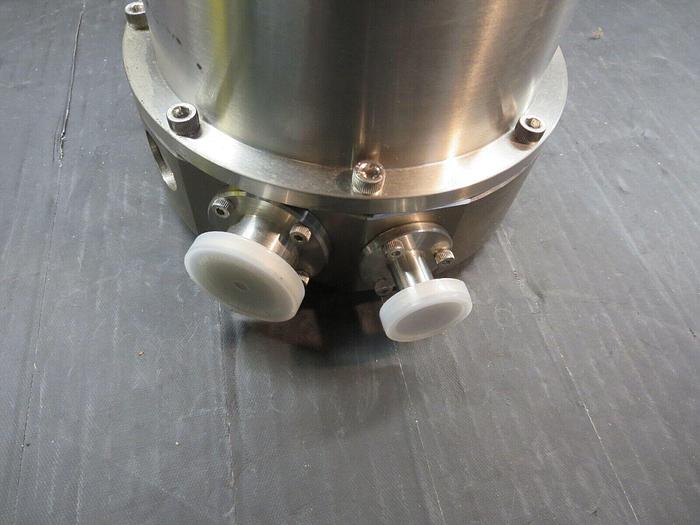 Used BOC Edwards Code B748-51-000 Turbomolecular Pump STP 451C Low Field Not Tested