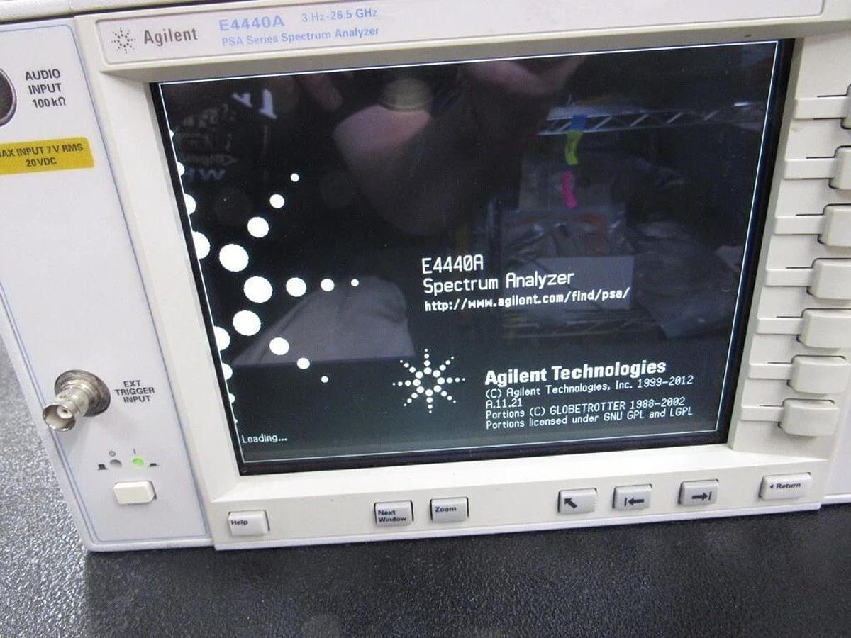 Used Agilent E4440A 3Hz-26.6GHz PSA Spectrum Analyzer Opt:111, 115, 1DS, 219,226, B7J
