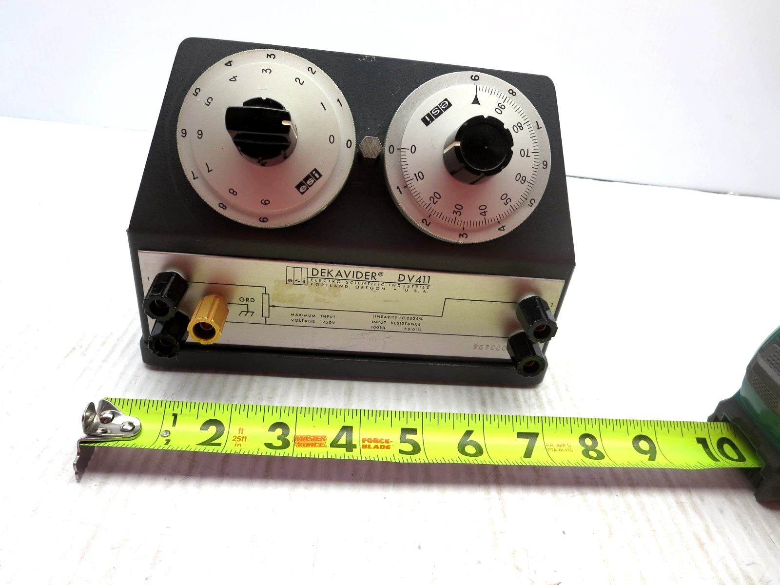 Used ESI DV411 Dekavider Max E In 750V Input Res 100K Ohm