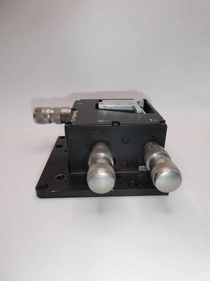 Used Thor Labs NanoMax Stage MAX313 3 Axis with Differential Adjusters