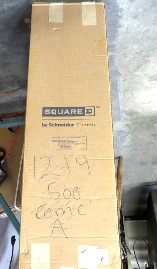 Used Square D 29450954160020001 Load Center 200A 208Y/120 3PH 42 Space