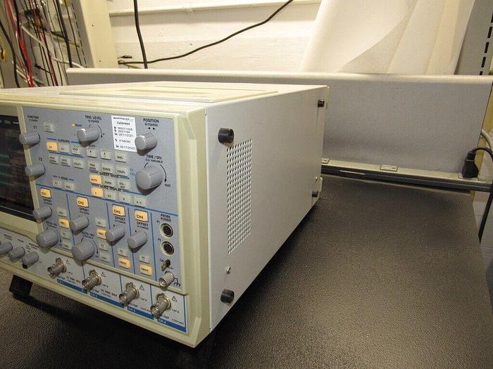 Used Iwatsu TS-81000 Analog Storage Oscilloscope DC to 1GHz