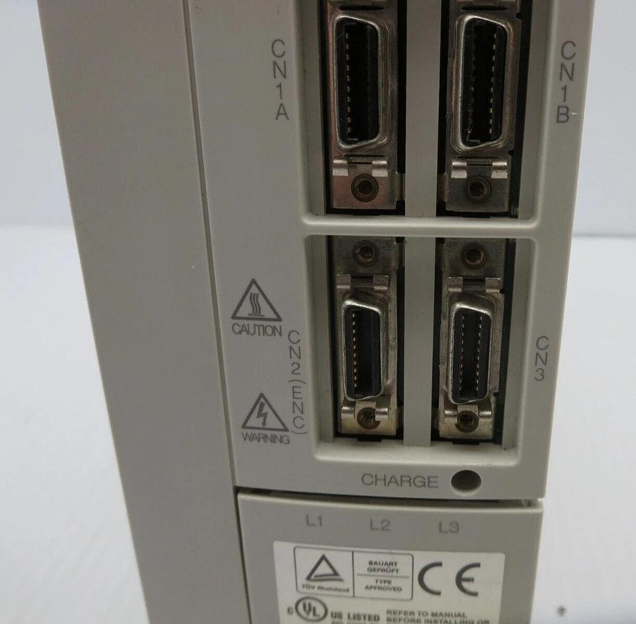 Used Mitsubishi MR-J2S-100B AC Servo Output: 170V 0-360HZ 6.0A